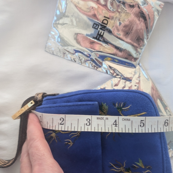Fendi Vintage Blue Embroidered Bag with Snake Print Strap - Picture 8 of 9